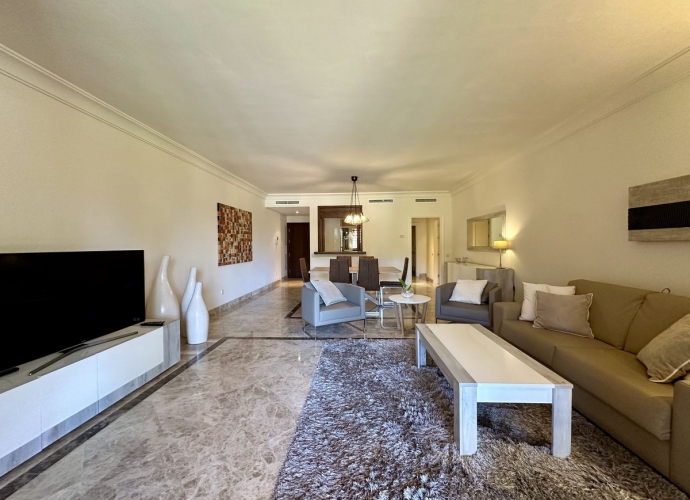 Appartement  rez de chaussée situé à Nueva Andalucía El Alminar de Marbella  - 2