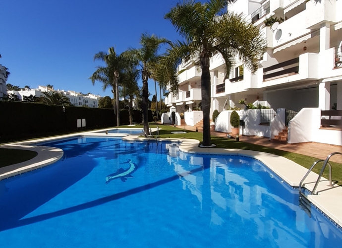 Appartement  rez de chaussée situé à Puerto Banús - 1