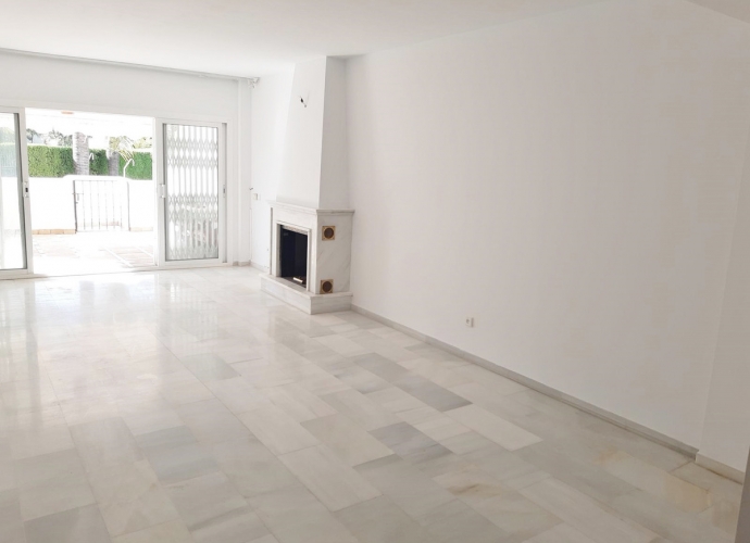 Appartement  rez de chaussée situé à Puerto Banús - 2