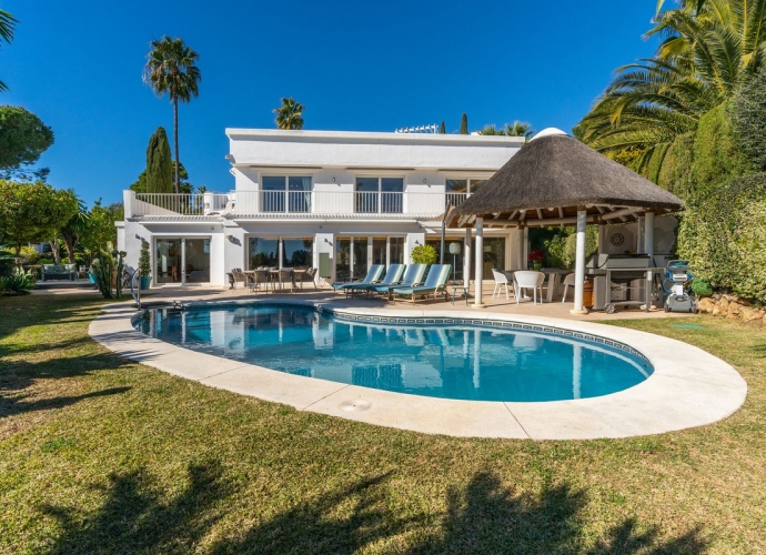 Villa Detached in The Golden Mile - 5