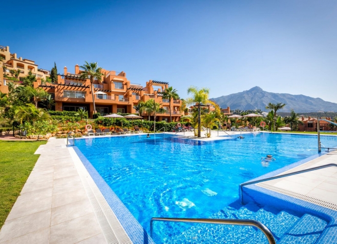 Appartement  rez de chaussée situé à Nueva Andalucía El Alminar de Marbella  - 1