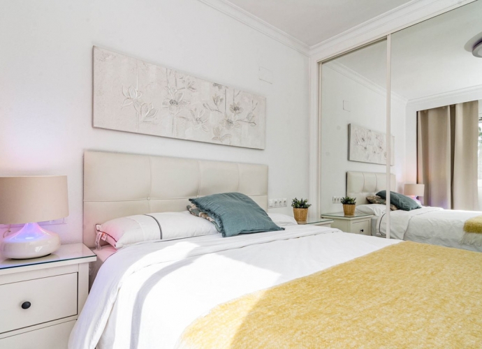 Apartamento Planta Media en Nueva Andalucía Dama de Noche  - 4