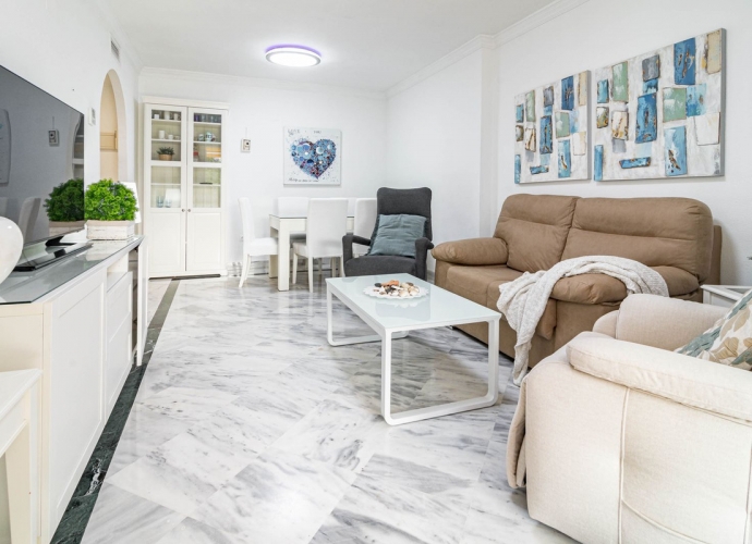 Apartamento Planta Media en Nueva Andalucía Dama de Noche  - 10