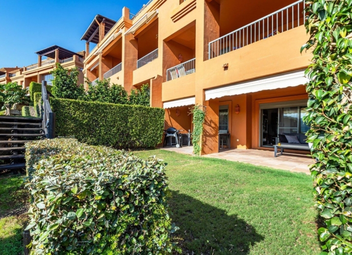 Apartamento Planta Baja en Benahavís - 1