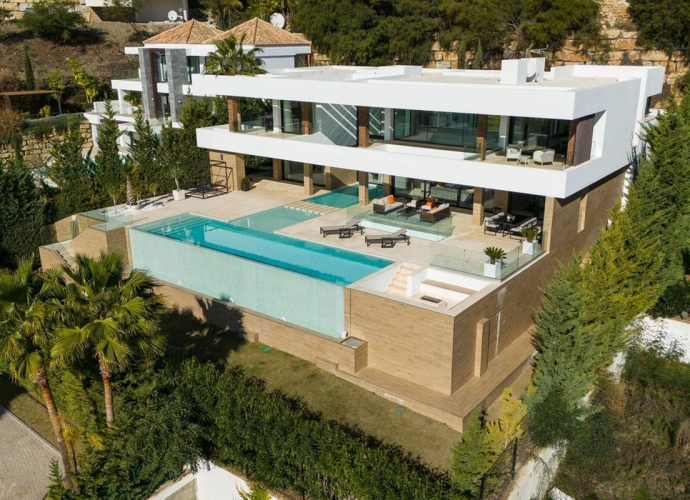 Villa Independiente en Benahavís - 2