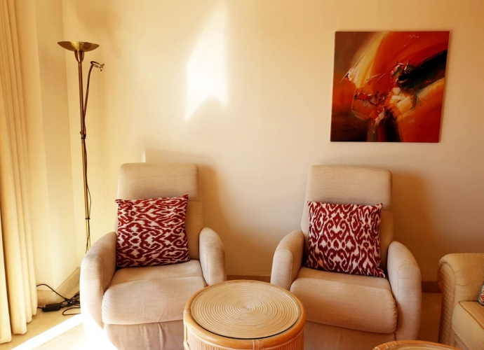 Apartment Middle Floor in Elviria - 2