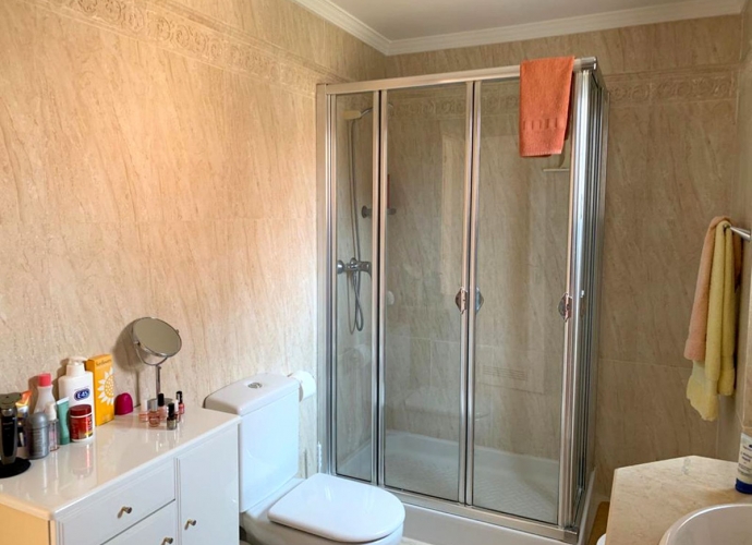Apartment Middle Floor in Elviria - 10