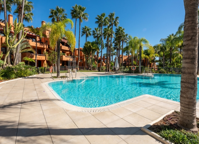 Duplex situé à Nueva Andalucía El Alminar de Marbella  - 1