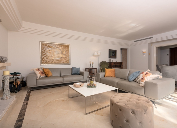 Duplex situé à Nueva Andalucía El Alminar de Marbella  - 3