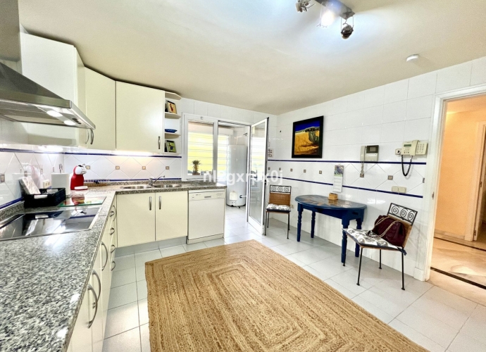 Apartamento Planta Media en Bahía de Marbella - 9