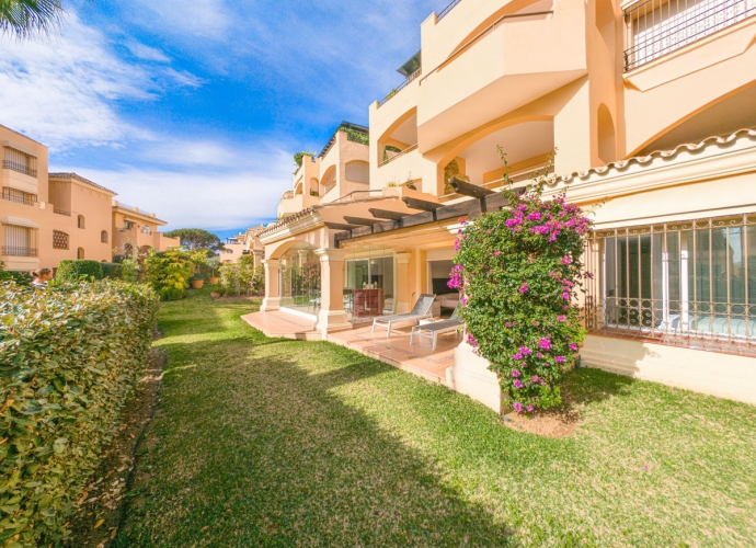Apartment Ground Floor in Elviria Hacienda Elviria  - 1