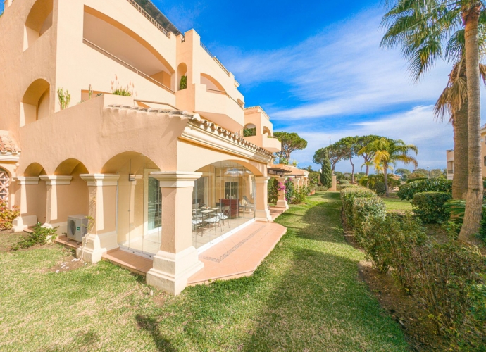 Apartment Ground Floor in Elviria Hacienda Elviria  - 2