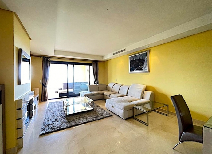 Appartement milieu d’Etage situé à Benahavís - 3