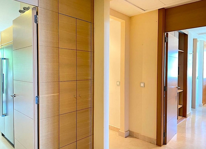 Appartement milieu d’Etage situé à Benahavís - 10