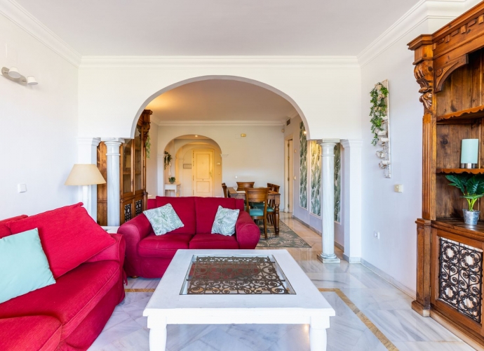 Apartment Middle Floor in Nueva Andalucía Magna Marbella  - 8