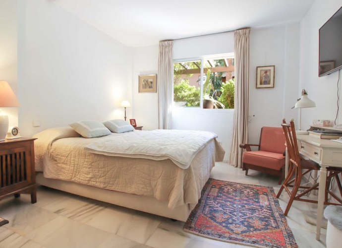 Apartment Ground Floor in The Golden Mile Jardines del Marbella Club  - 6