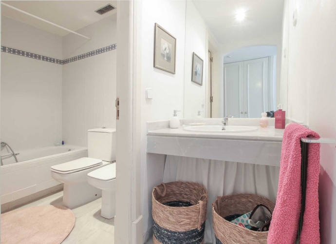 Apartment Ground Floor in The Golden Mile Jardines del Marbella Club  - 8