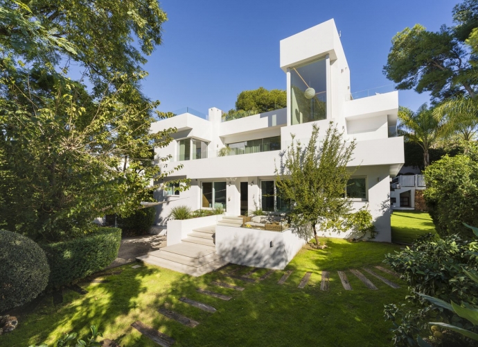 Villa Detached in Nueva Andalucía Villas en Nueva Andalucia  - 1