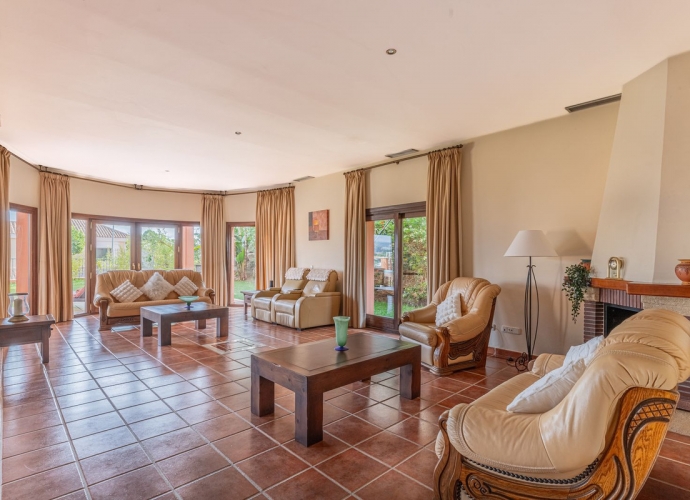 Villa Independiente en Benahavís - 4