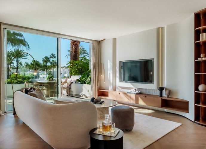 Apartment Penthouse Duplex en Estepona Alcazaba Beach  - 2