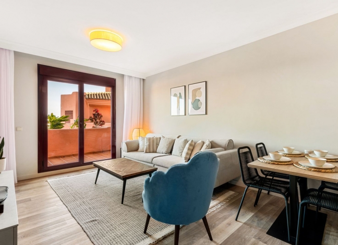 Apartamento Planta Media en Benahavís - 1