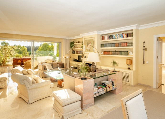 Apartamento Planta Media en Guadalmina Alta - 10