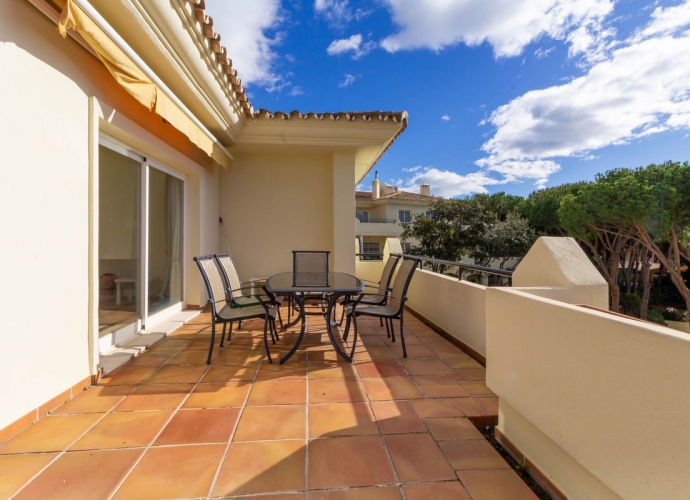 Apartment Penthouse in Elviria - 3