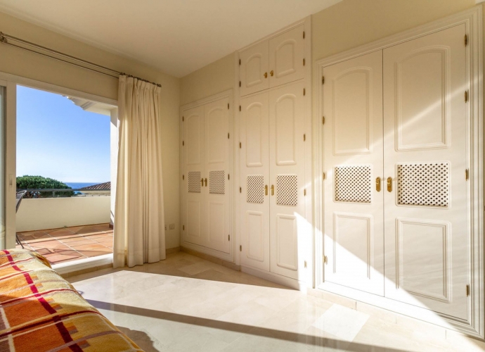 Apartment Penthouse in Elviria - 8