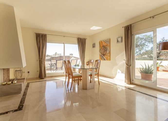 Apartment Penthouse in Elviria - 9