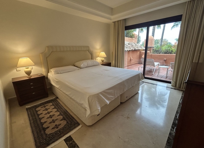 Appartement milieu d’Etage situé à Puerto Banús La Alzambra Vasari  - 5