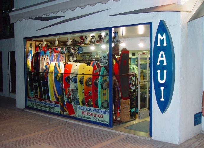 Commercial Shop in Puerto Banús - 2