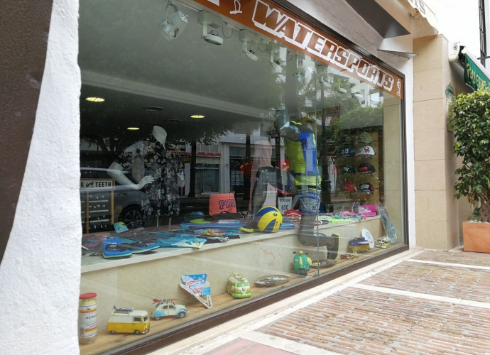 Commercial Shop in Puerto Banús - 3