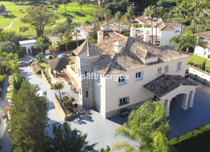 Villa indépendante situé à Nueva Andalucía Villas en Nueva Andalucia  - 8