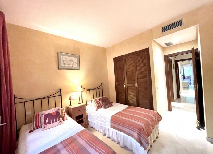 Appartement  rez de chaussée situé à Los Monteros - 9