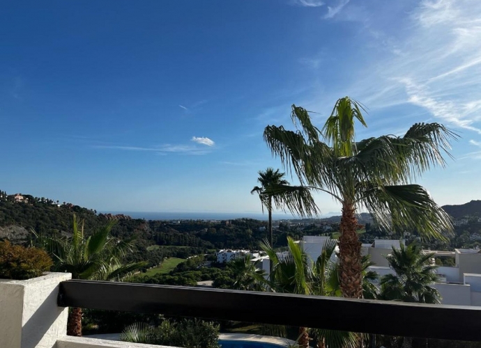 Apartamento Planta Media en Benahavís - 1