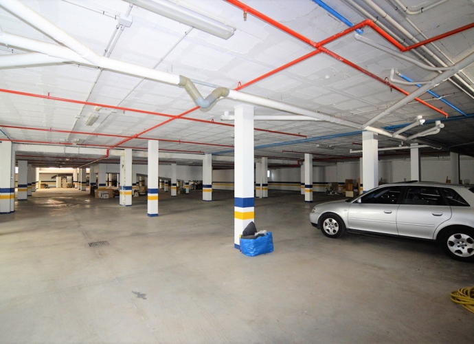 Commercial Car Park in San Pedro de Alcántara - 4