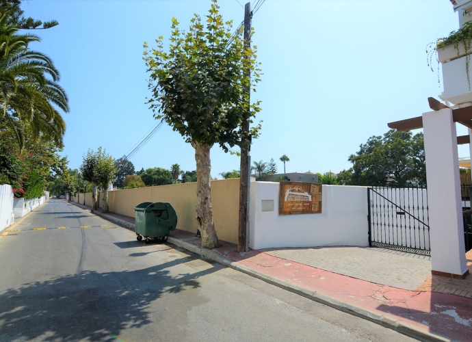 Commercial Car Park in San Pedro de Alcántara - 7