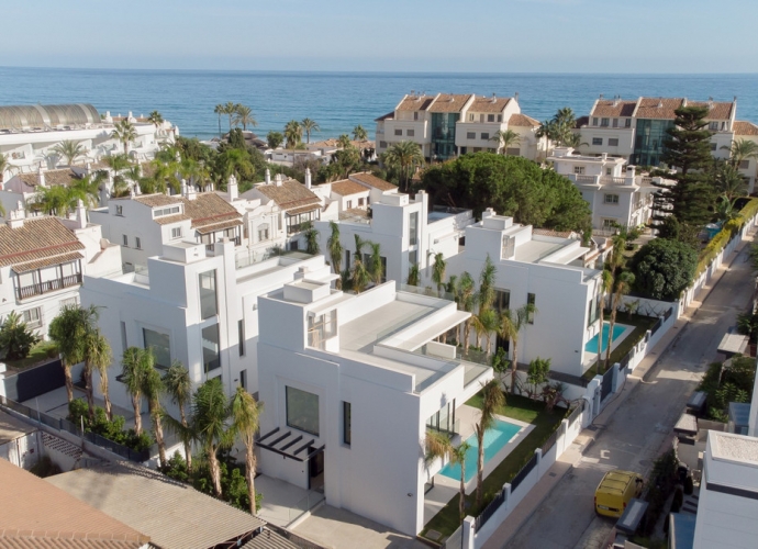 Villa Detached in The Golden Mile Villas en The Golden Mile  - 2