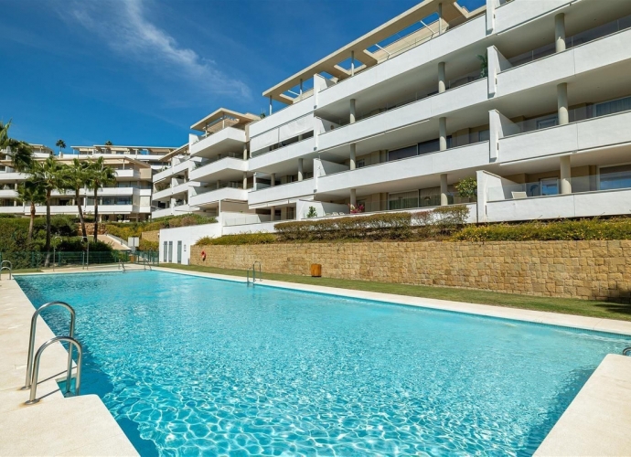 Apartamento Planta Media en Benahavís - 1