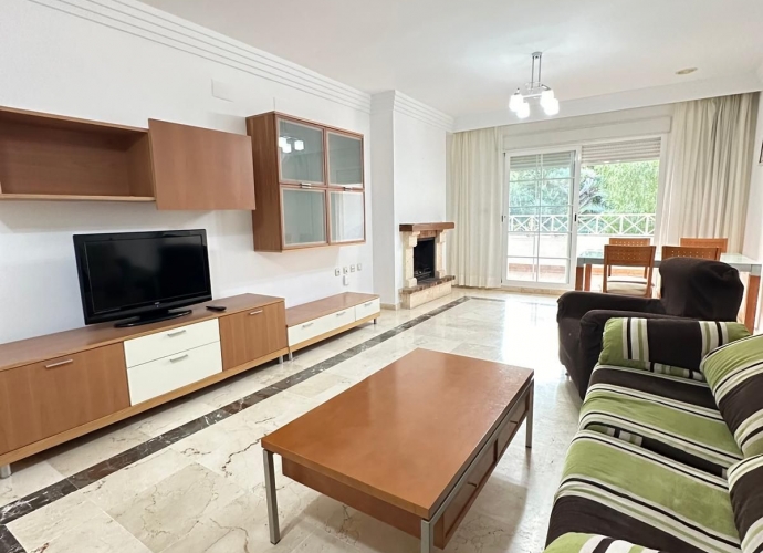 Apartment Middle Floor in Río Real - 2