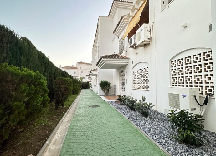 Apartment Middle Floor in Río Real - 7