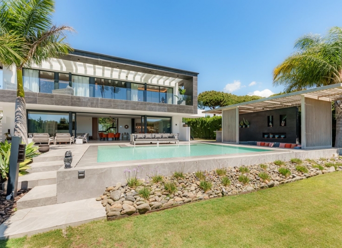 Villa indépendante situé à Nueva Andalucía Villas en Nueva Andalucia  - 2