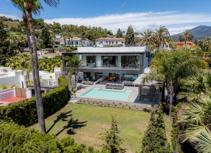 Villa indépendante situé à Nueva Andalucía Villas en Nueva Andalucia  - 3