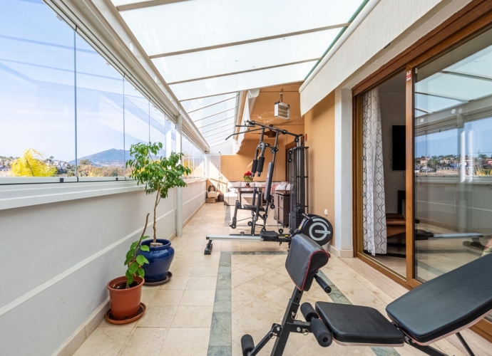 Apartamento Planta Media en The Golden Mile - 10