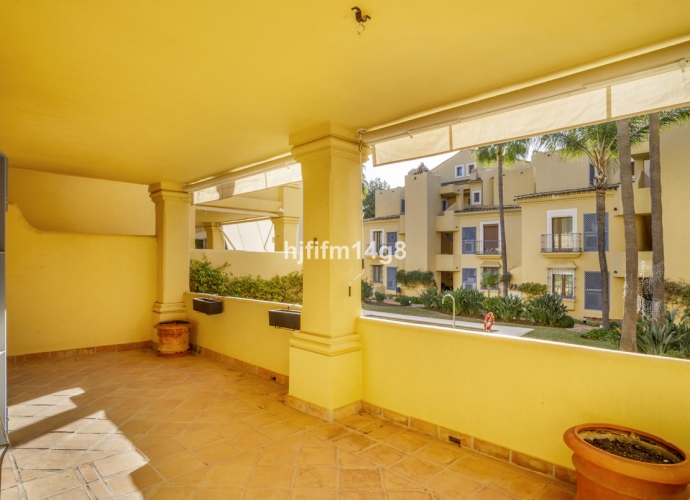 Apartamento Planta Baja en Nagüeles Single Home  - 2
