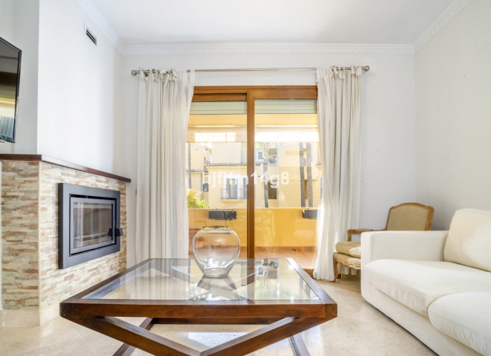 Apartamento Planta Baja en Nagüeles Single Home  - 5