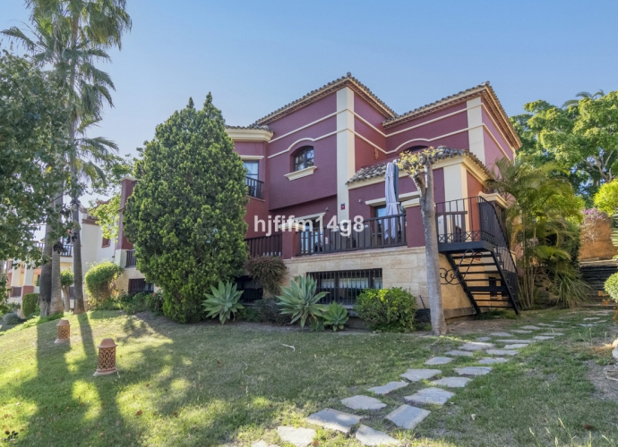 Villa Independiente en The Golden Mile - 2