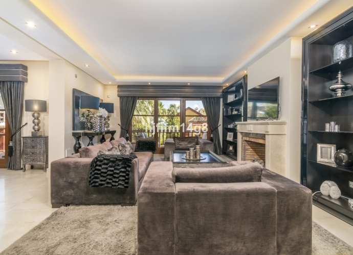 Villa Independiente en The Golden Mile - 7