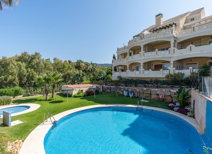 Apartment Ground Floor in Elviria - 1