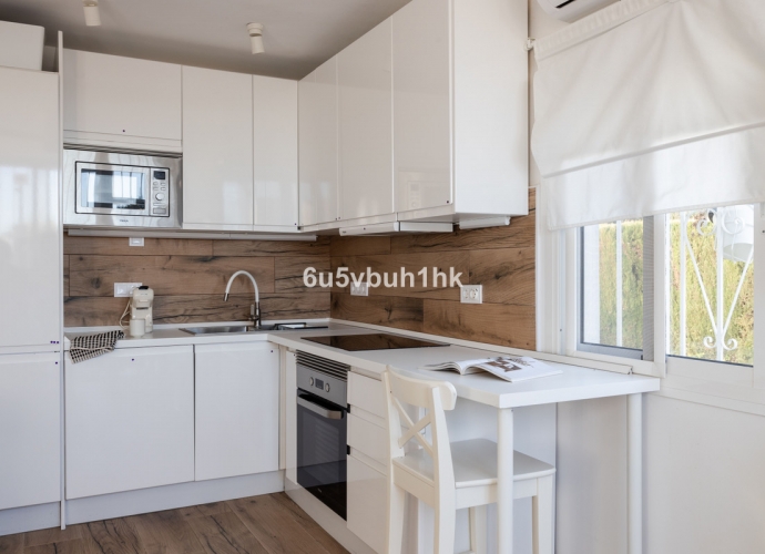 Apartamento Planta Baja en Estepona - 3